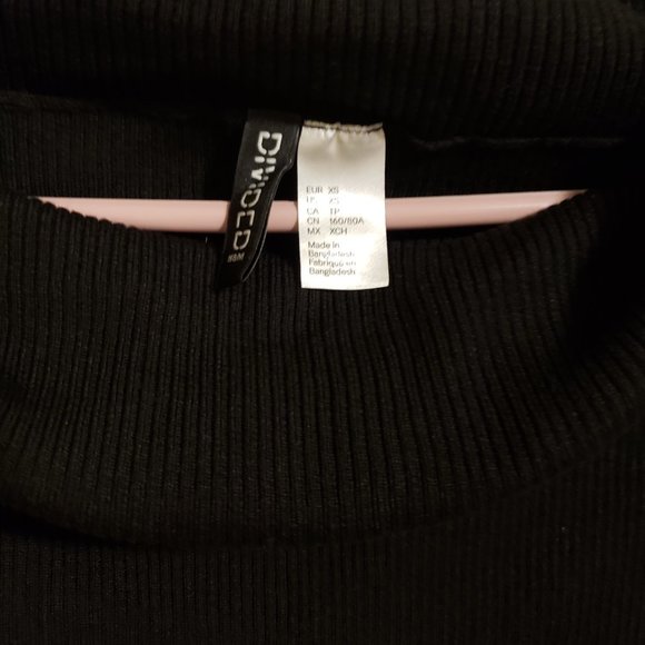 Crop top - Picture 2 of 4